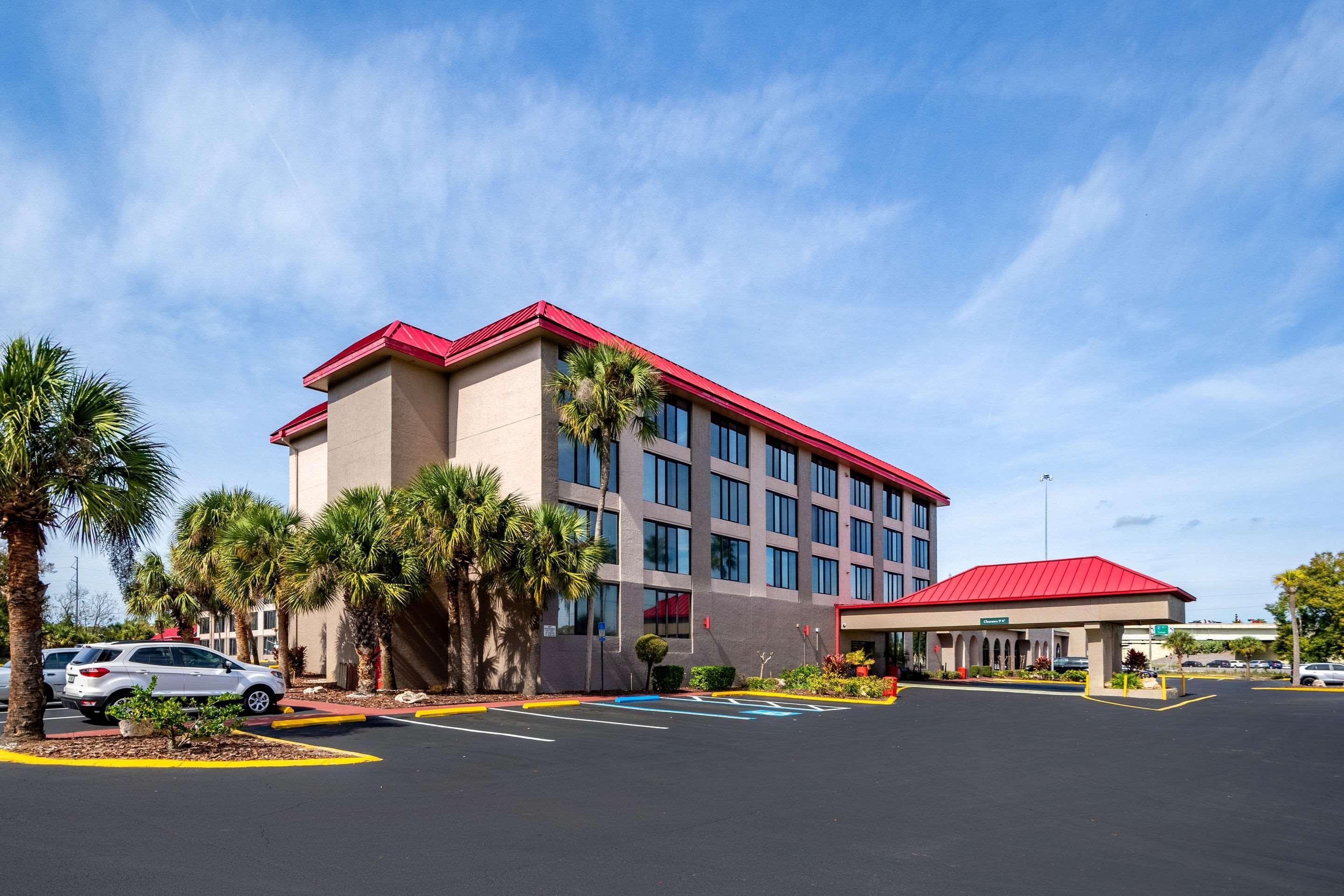 Lakeland Hotel Екстериор снимка