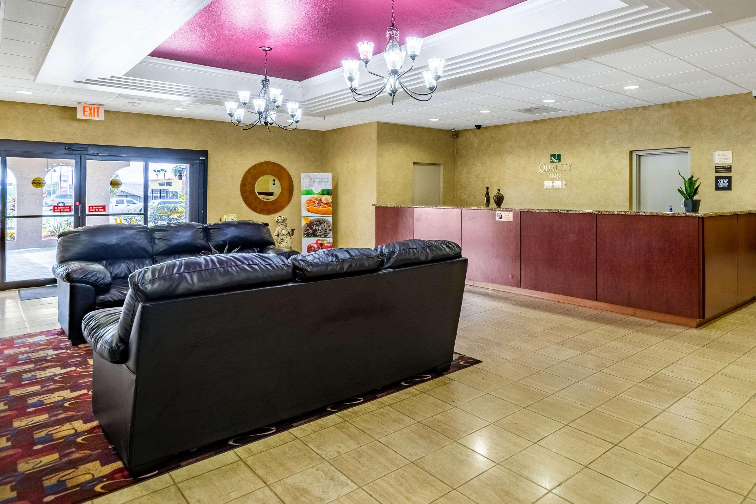 Lakeland Hotel Екстериор снимка